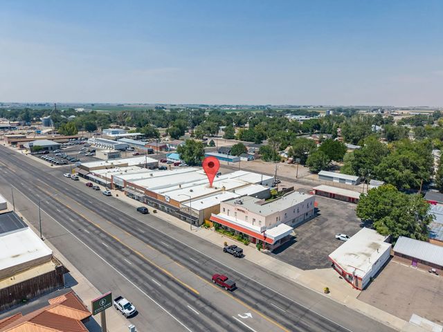 252 W Main St, Delta