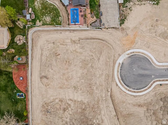 1096 W Kings Landing Ct 2, South Jordan