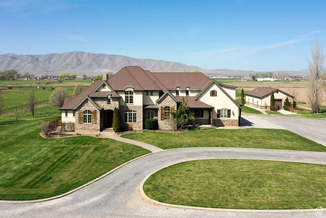 6612 S 3200 W, Benjamin