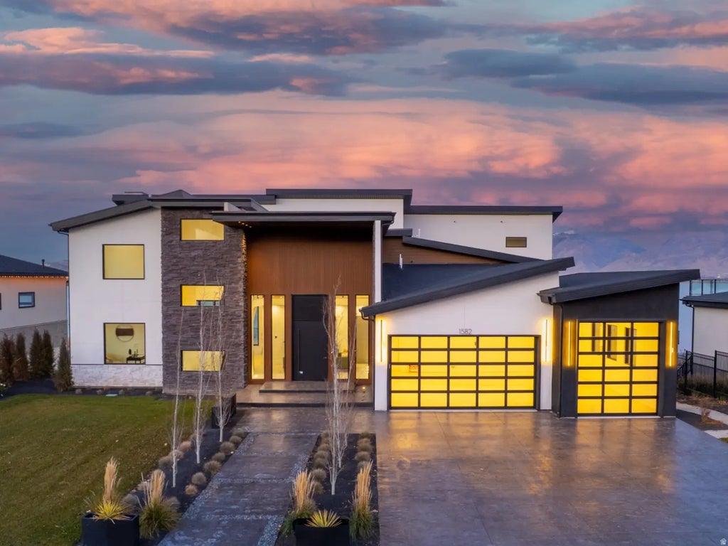 1582 S Wiltshire Ln, Saratoga Springs