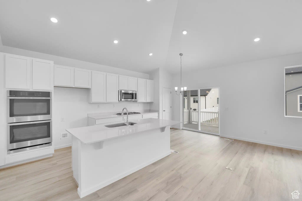 1992 E Burger St 1234, Lake Point