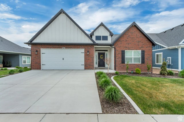 1496 N Stellar Way, Saratoga Springs