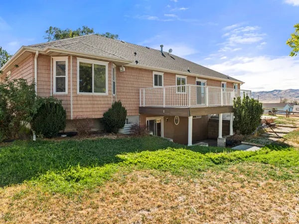 565 E Platt Ln 1, Mona