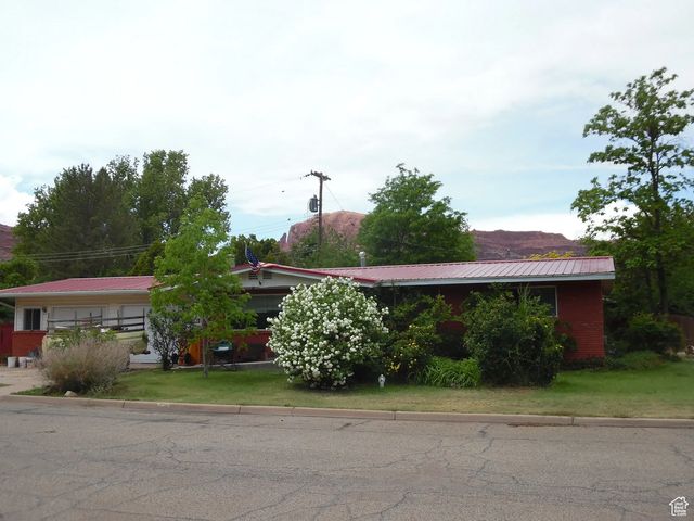 477 W Grand Cir, Moab