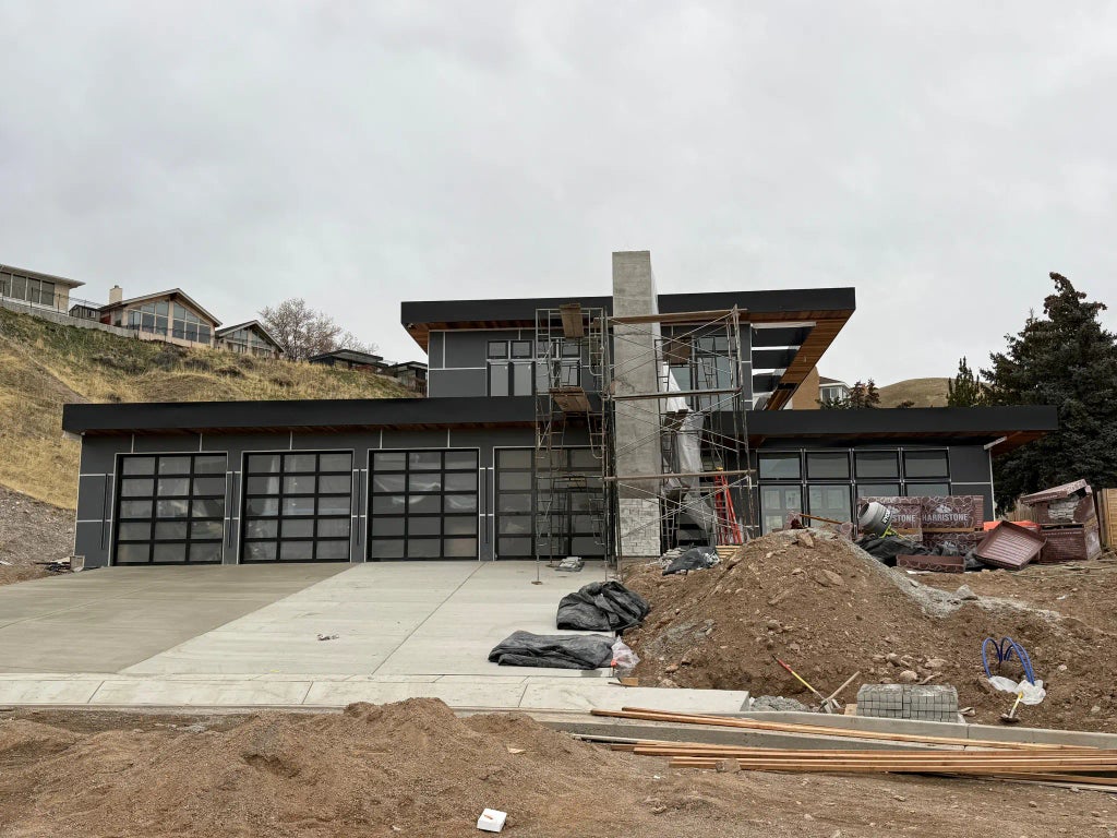 422 N Castor Ln, Salt Lake City