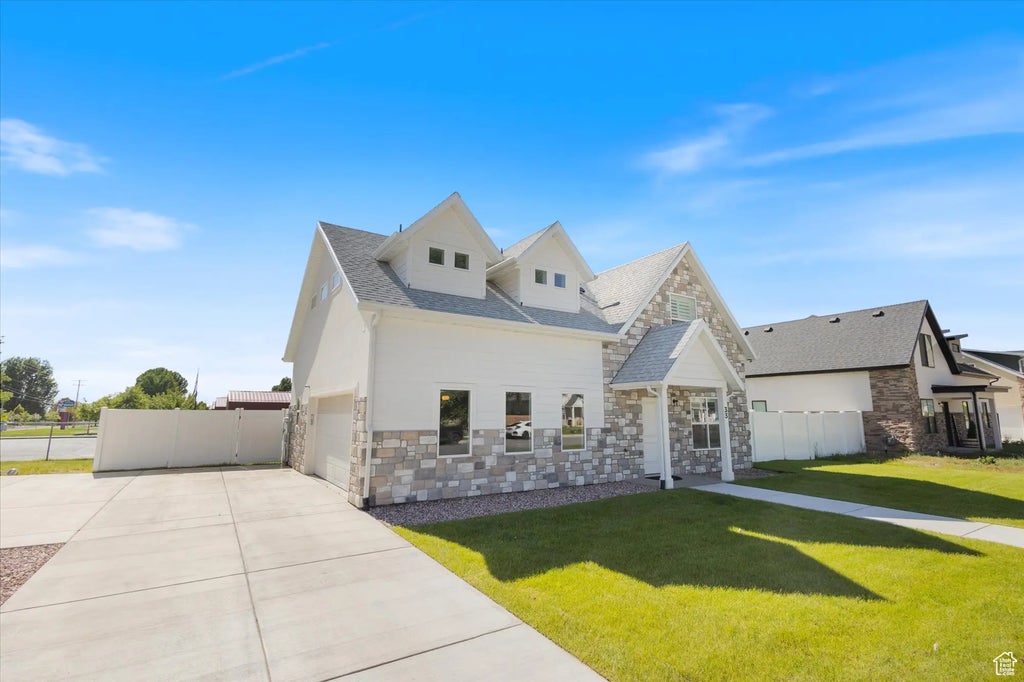 33 N 650 W, Springville