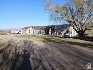 1209 W Hwy 43, Manila