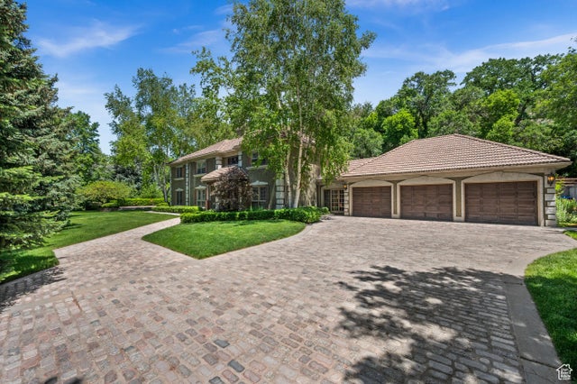 5757 S Holladay Blvd E, Holladay