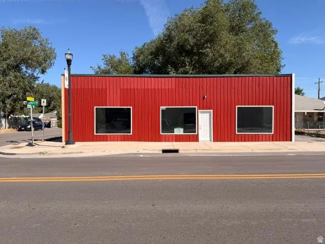 8548 W Magna Main St, Magna