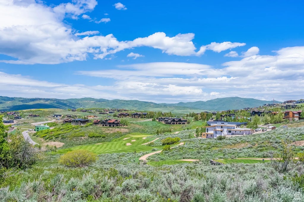 4577 Pinnacle Sky Loop 33, Park City