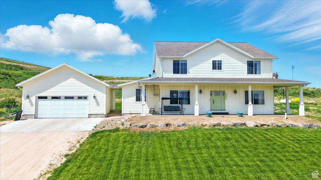 689 W Dee Dr, Garden City