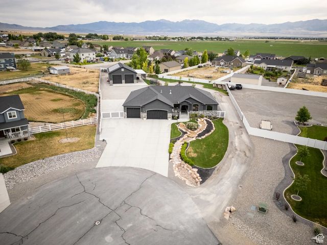 4311 N Diamond Ln, Erda