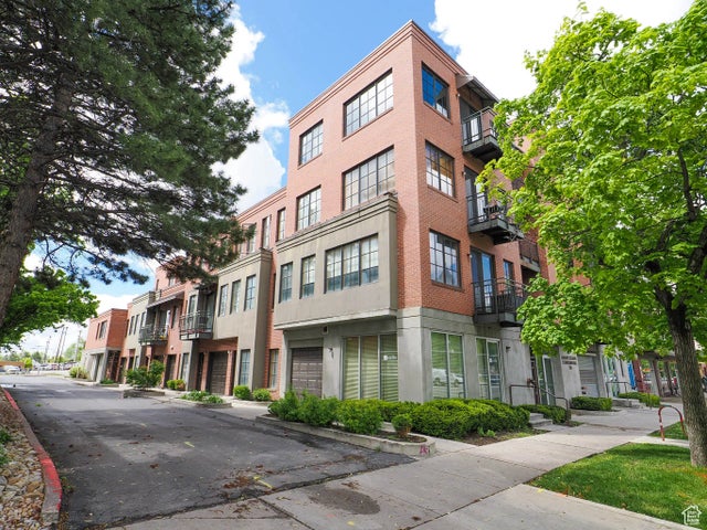 228 E 500 S 202, Salt Lake City