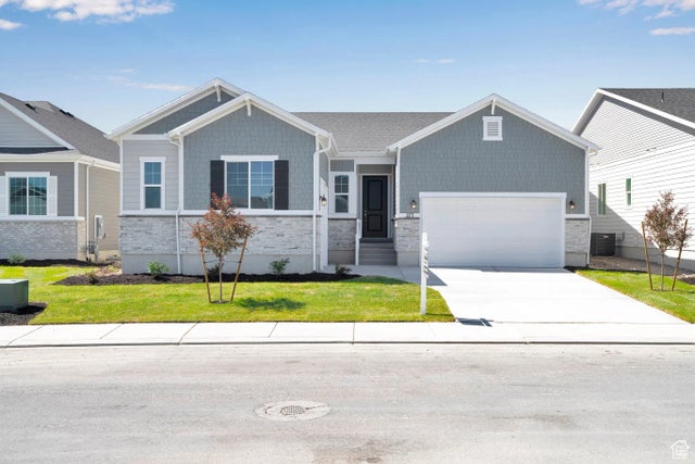 273 E Polaris Dr 103, Saratoga Springs