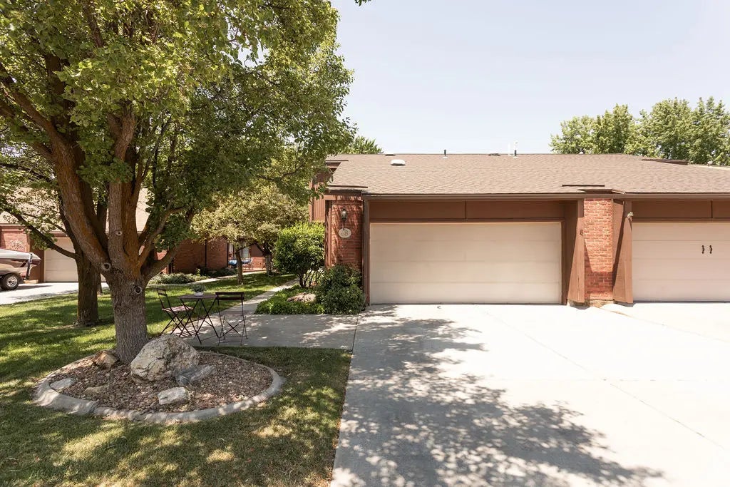 48 N White Barn Dr W, Pleasant View