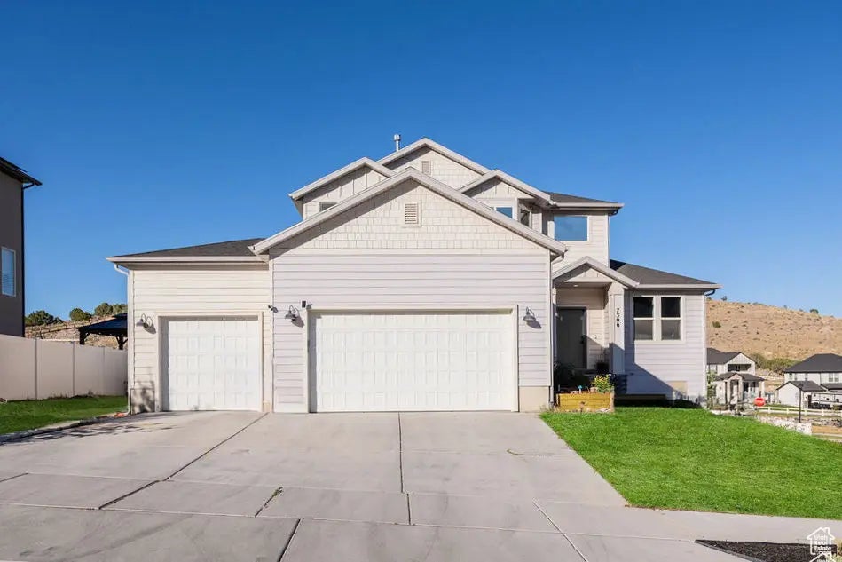 Photo of Listing #2098145