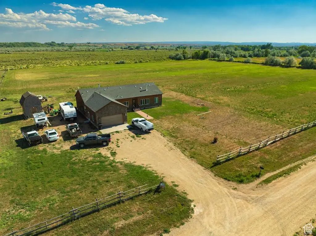 6689 W 7625 S, Myton