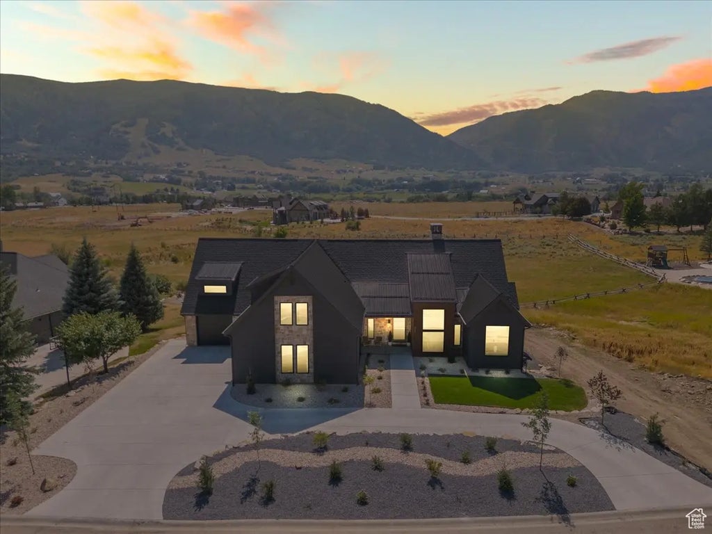 3669 N Foothill Ln, Eden