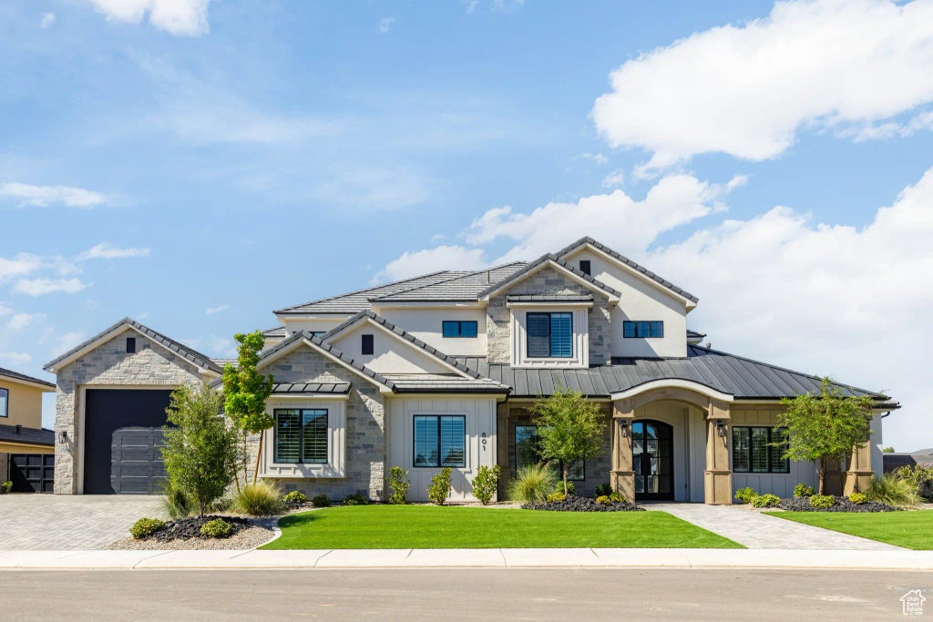 801 E Arina Way, Washington