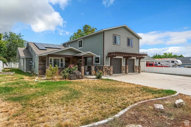 794 N Valeria Dr E, Layton