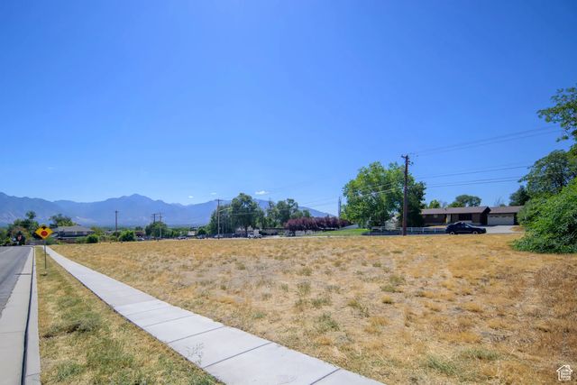 1891 W Jordan Canal Rd, Taylorsville