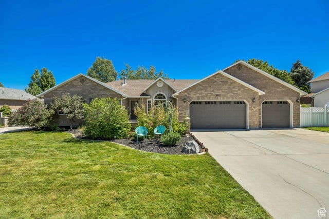 9851 S Birdie Way, South Jordan