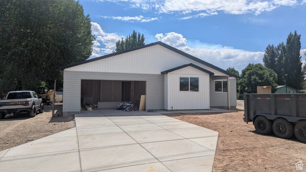 268 N Salina Creek Dr, Salina