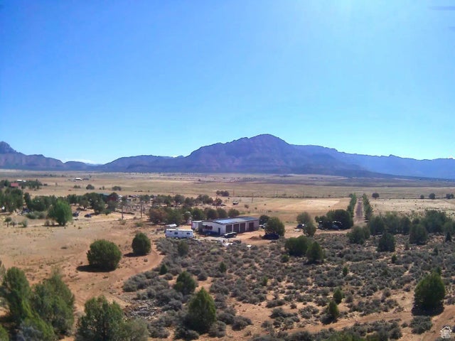 6484 S Coyote Rd, Apple Valley