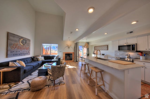 3392 E La Camino Dr, Moab