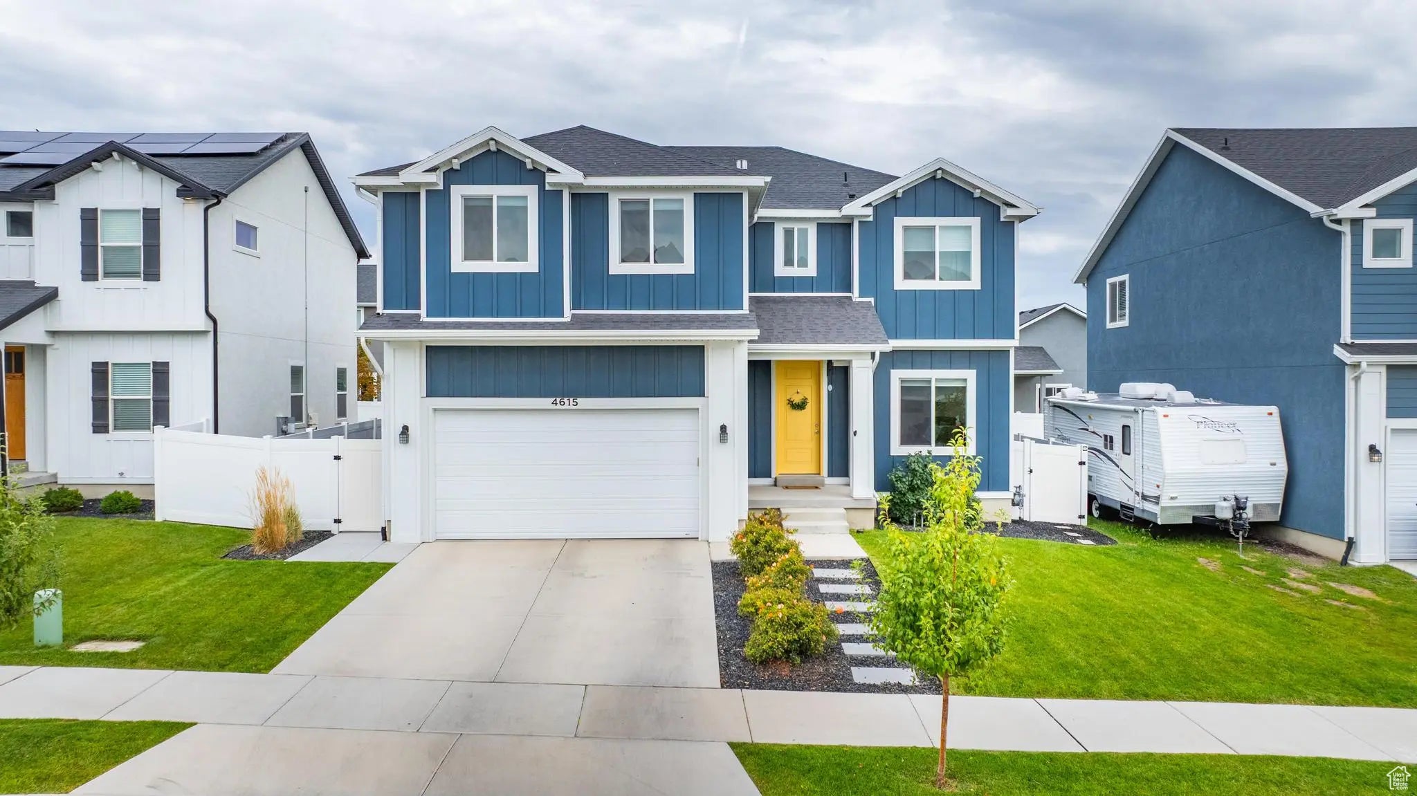 Photo of Listing #2107808