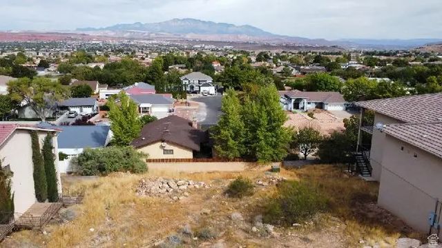 955 E Summit Ridge Dr 20, St. George
