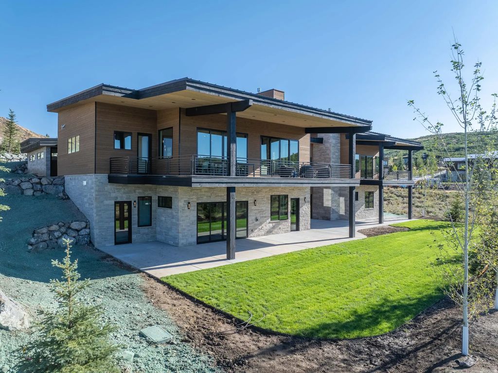203 W Peace Tree Trl, Kamas