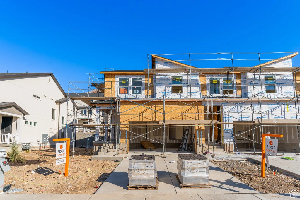 4709 S Olive Ave 401, Mapleton