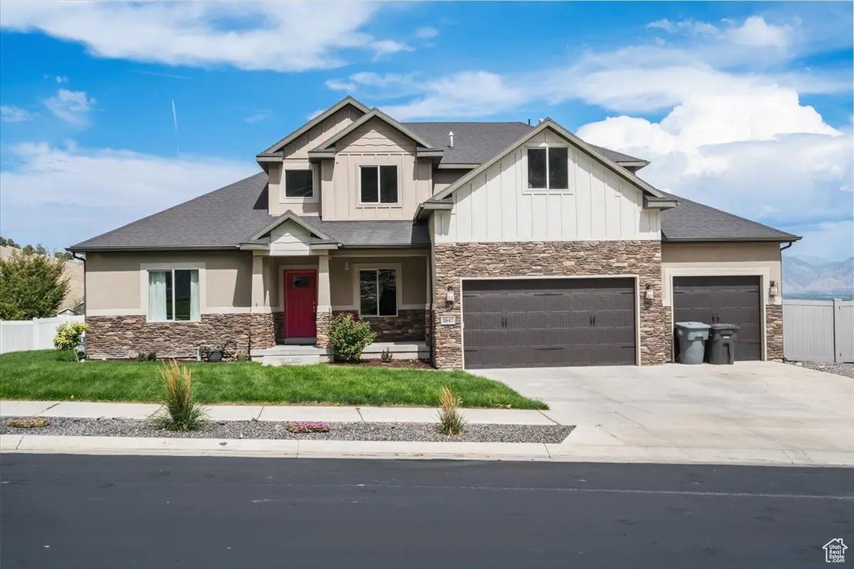 Photo of Listing #2109897