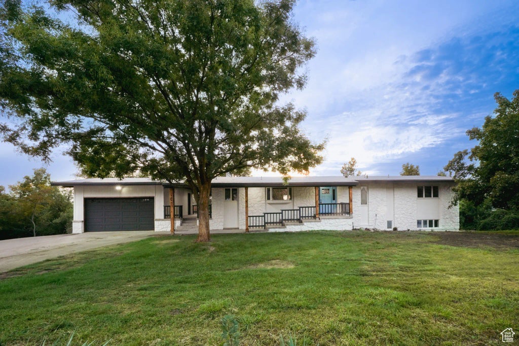 1441 N Main St, Centerville