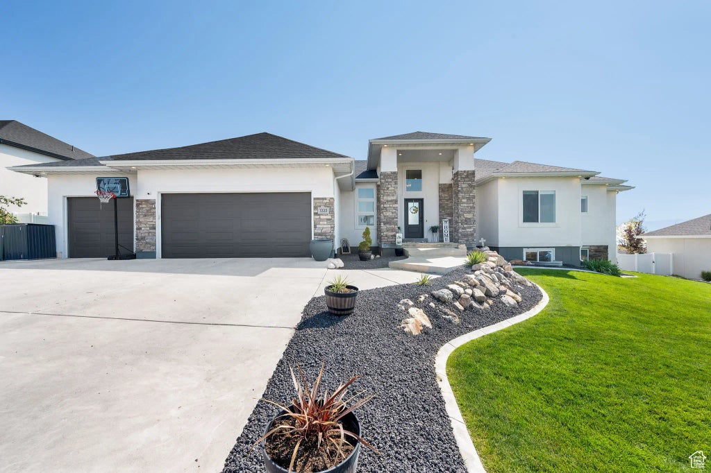 1222 E 300 S, Smithfield