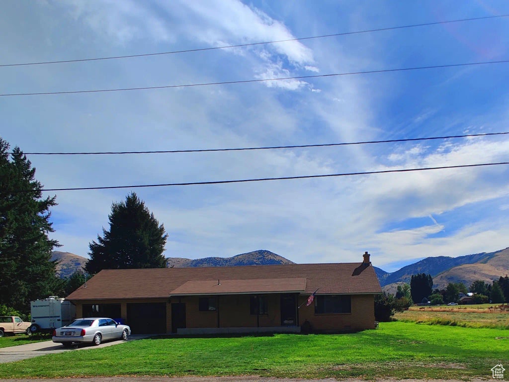 115 S Main St, Mantua