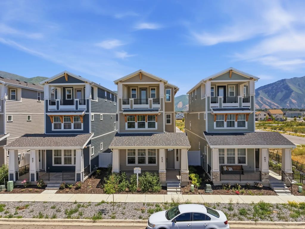 835 S 950 W 124, Springville