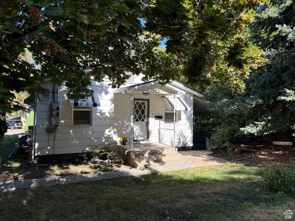 965 E 39th St, South Ogden