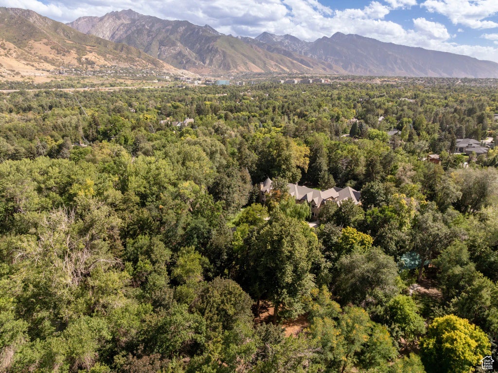 2318 E Walker Ln, Holladay