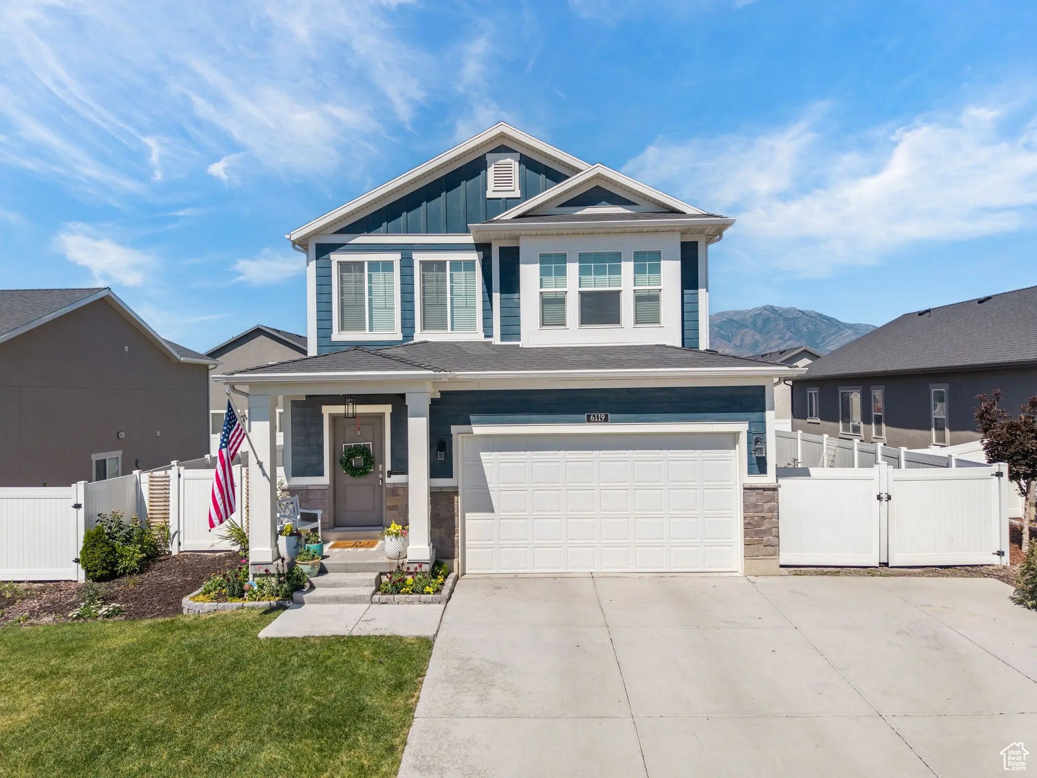 Photo of Listing #2112035