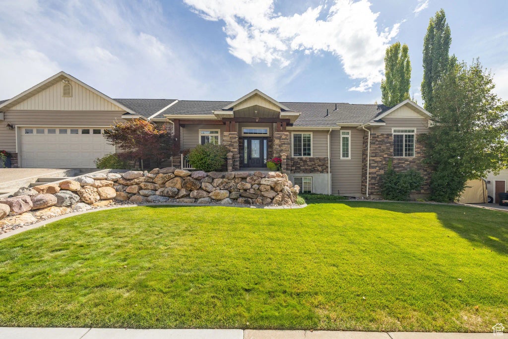 878 E 400 S, Smithfield