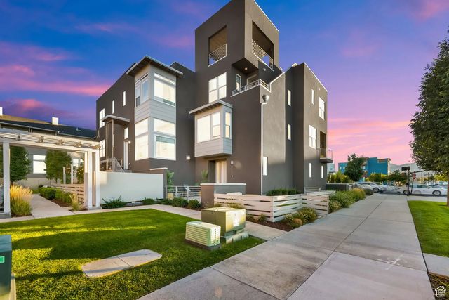 5069 W Daybreak Pkwy S, South Jordan