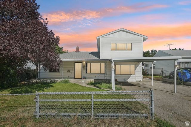 124 N 1st St, Tooele
