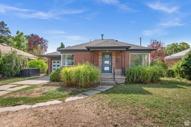 873 N American Beauty Dr, Salt Lake City