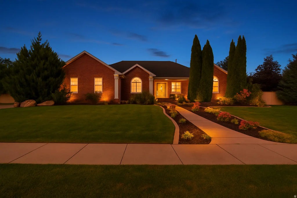 5378 W 10130 N, Highland