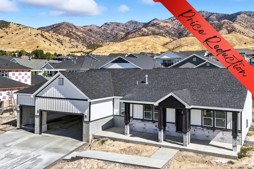 120 N 900 E, Hyde Park