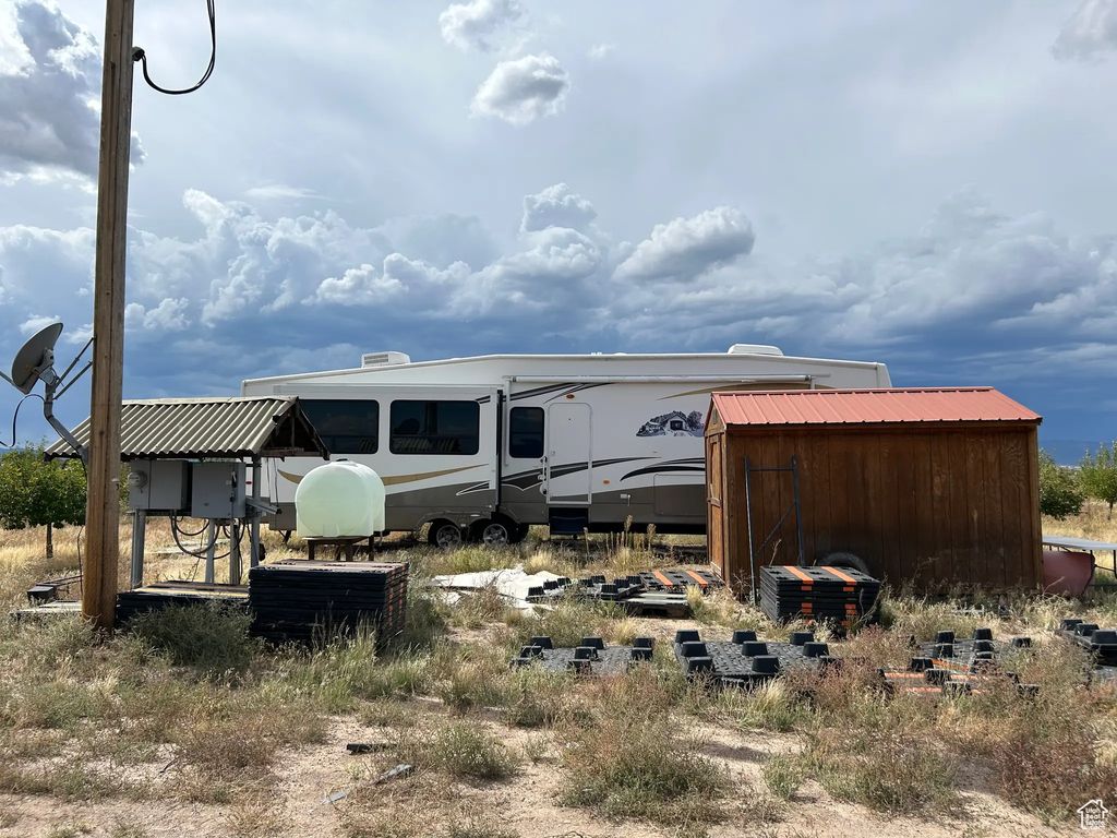5700 W 19.6 Acres Beryl W/utilities, Beryl