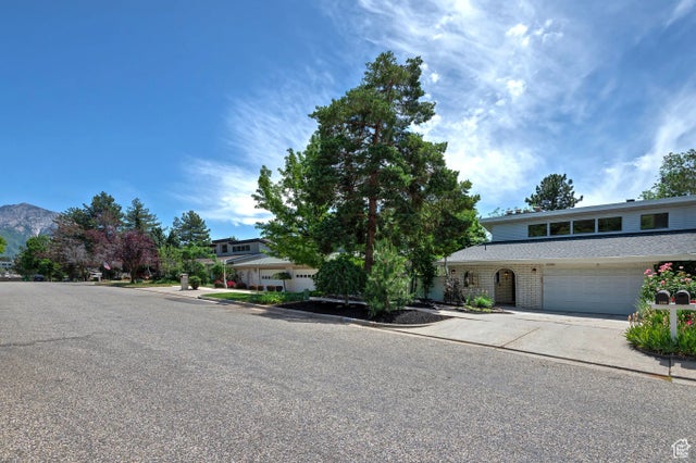 2200 S Wasatch Dr, Salt Lake City