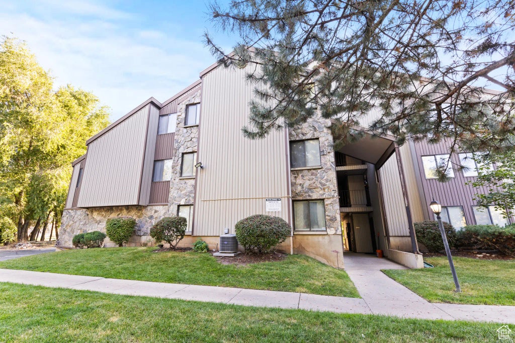 1175 Canyon Rd 77, Ogden